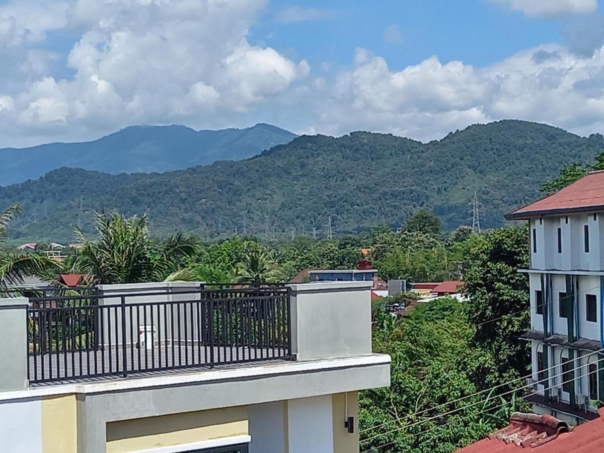 Vang Vieng Queen'S- Mountain View Hotel Esterno foto