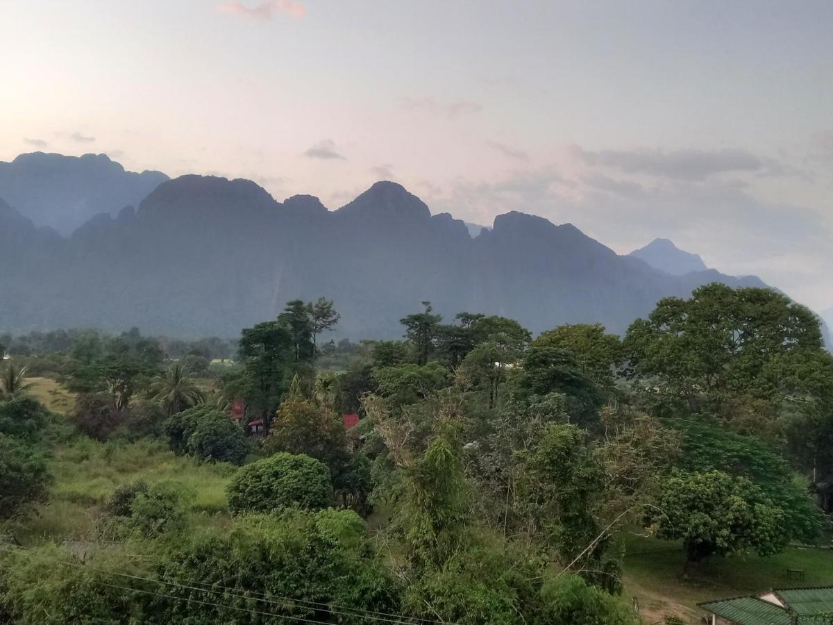 Vang Vieng Queen'S- Mountain View Hotel Esterno foto
